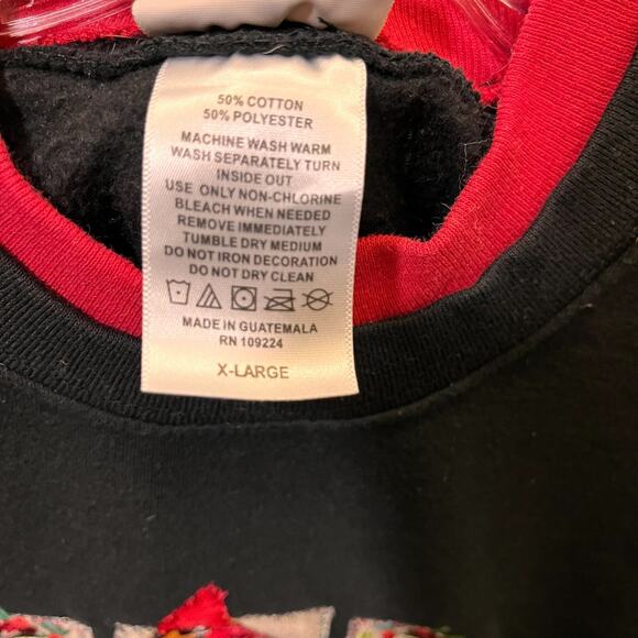 Top Stitch Vintage Embroidered Red Cardinal Crewneck Grandmacore Sweatshirt - Picture 5 of 8